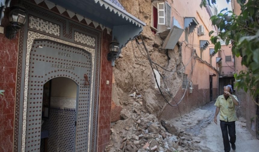 Fas Kralı deprem için 12 milyar dolar ayırdı