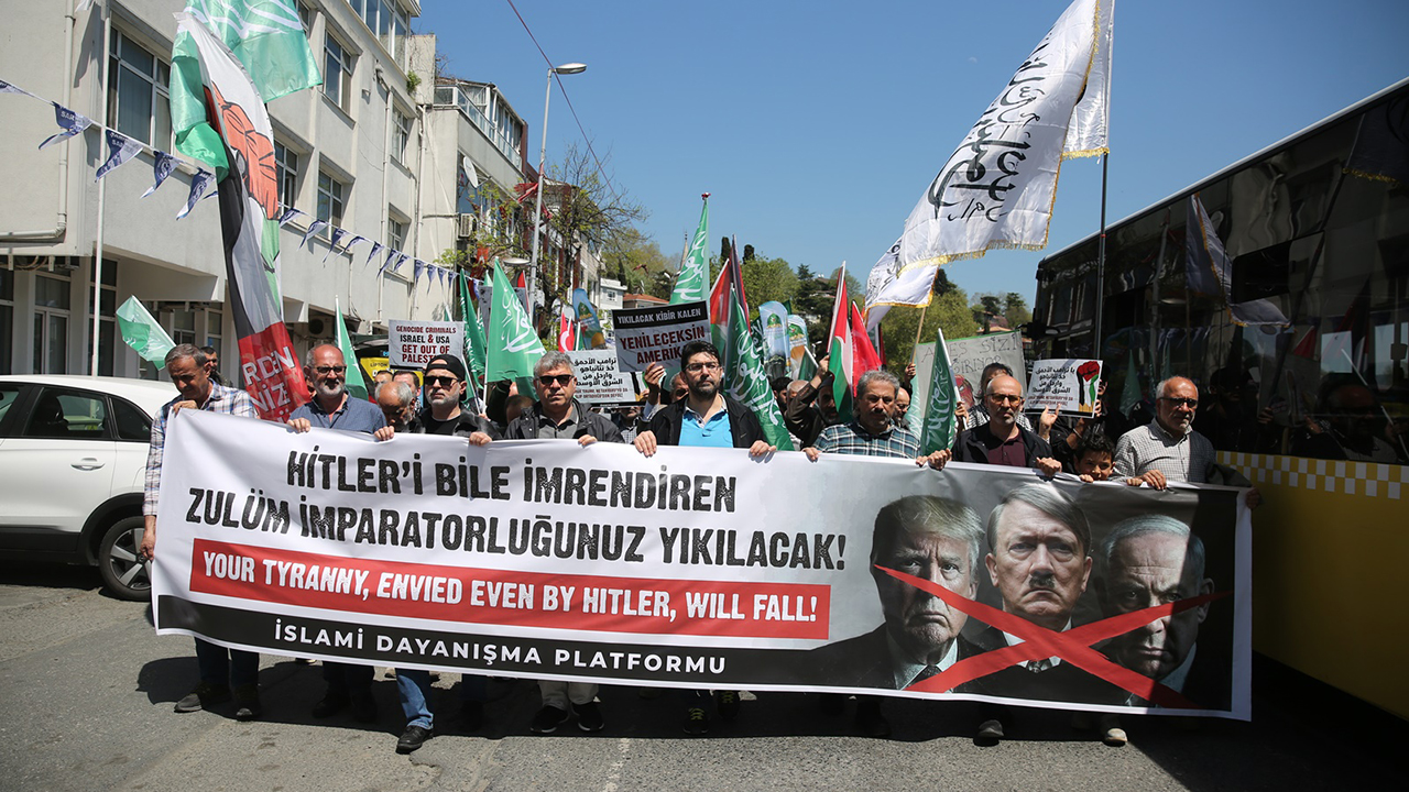 İstanbul’da On Binler Gazze Için A B D Konsolosluğuna Yürüdü (7)