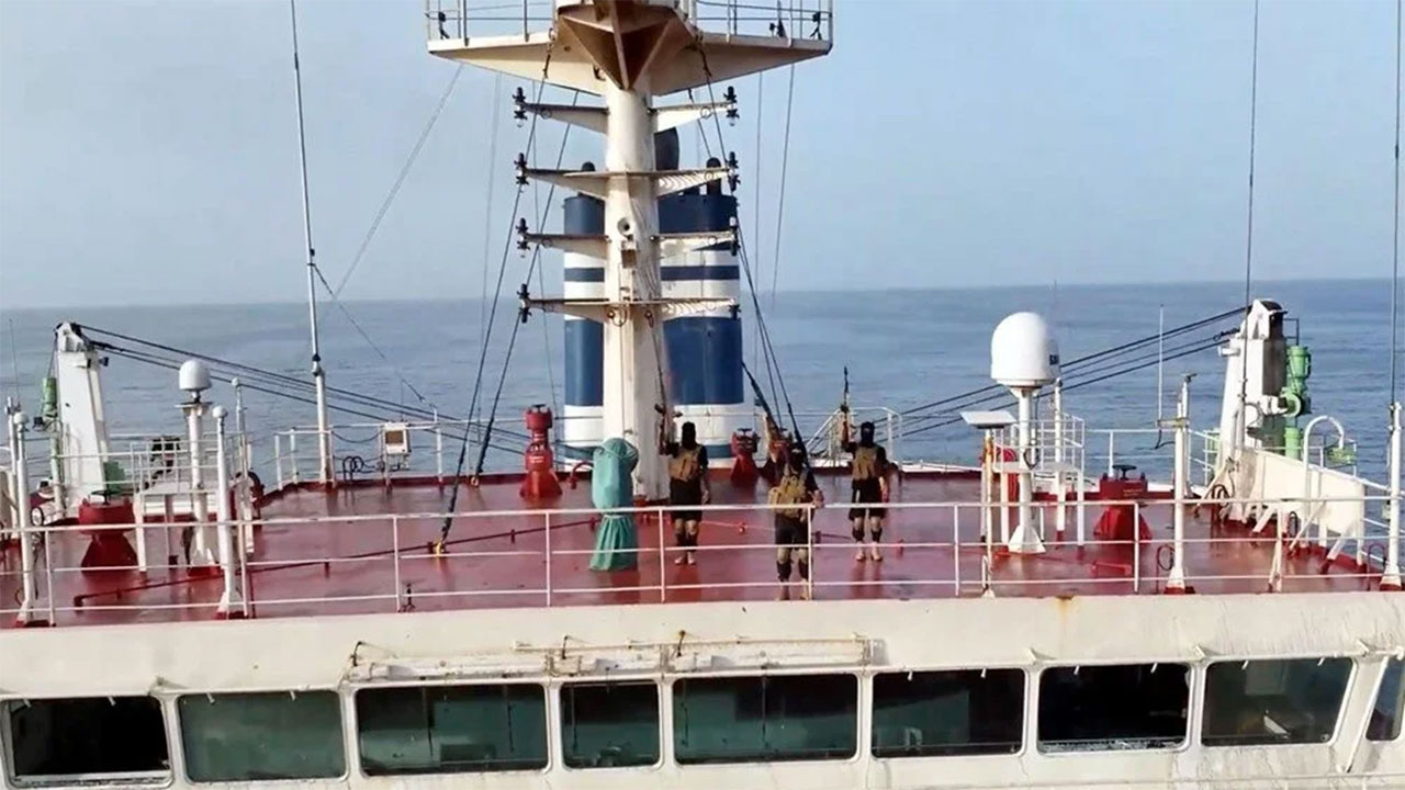 Yemen Yunan Gemisi Batırma Anları (2)