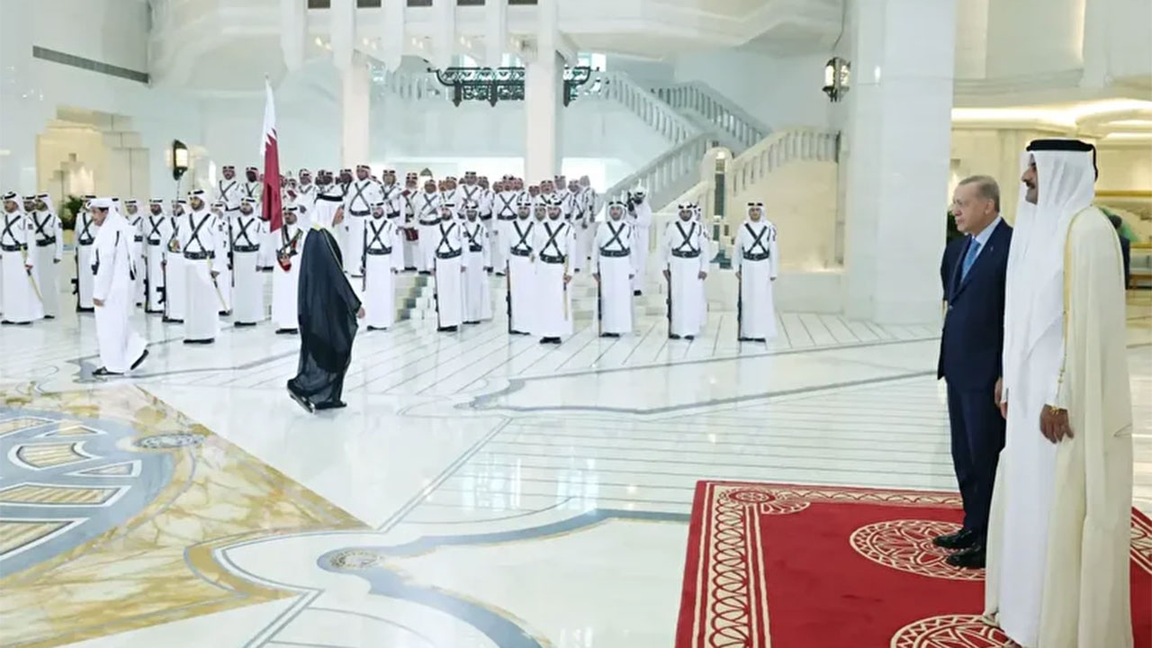 Katar 44