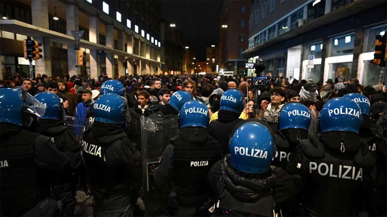 Fransa Italya Ispanya Protesto Gösterileri (3)