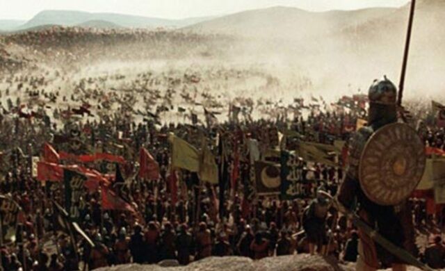 1. İslâm dinini ayakta tutmak ve yaymak için gayretli olmak. Din kurumlarını korumak; milleti, dinin prensiplerine göre amel ve hareke¬te sevk ve teşvik etmek.