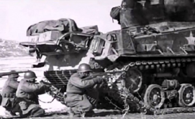 Japonya&#039;nın 1910&#039;da kontrolüne aldığı ve &quot;Kore Genel Valiliği&quot; adını verdiği yarımadada işgal, İkinci Dünya Savaşı&#039;nın sonuna kadar sürdü ve 1945&#039;te ABD ile eski Sovyetler Birliği&#039;nin müdahalesiyle sona erdi.